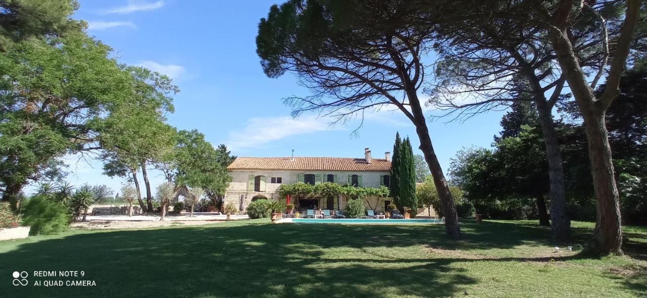 Le Mas Neuf 1752 Arles Exterior photo